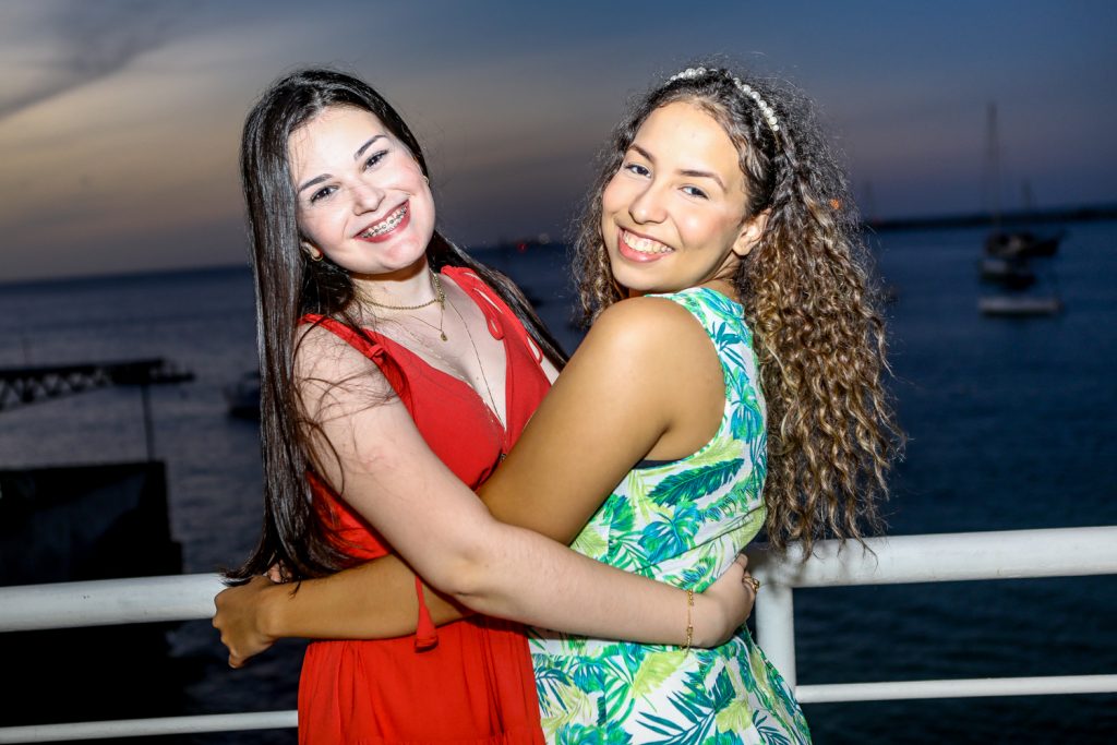 Beatrice Vasconcelos E Sabrina Rodrigues