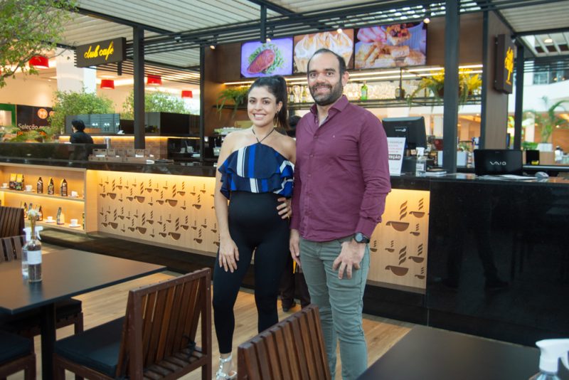 Soft Open - Repaginado, Club Café Reserva da Família reinaugura no Shopping RioMar Fortaleza