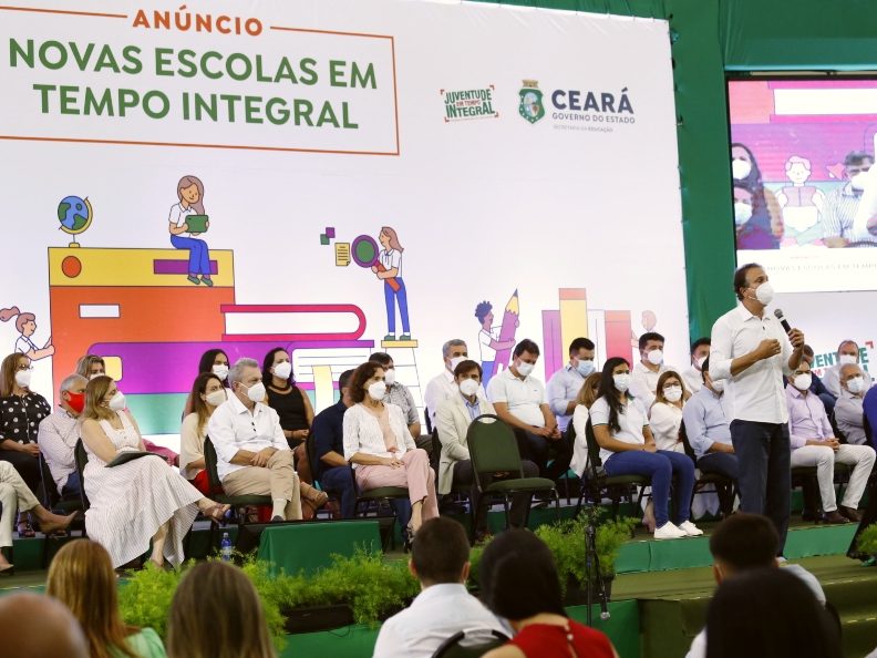 Ceará efetiva 60% da rede estadual de ensino como escolas de tempo integral
