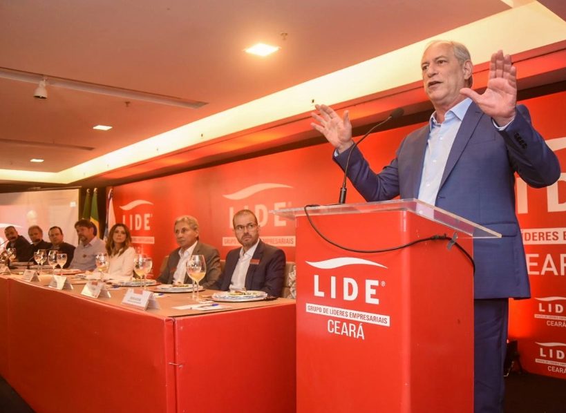 Ciro Gomes afirma que Brasil vive uma “tragédia social”, durante evento do Lide