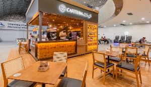 Club Café Reserva Airport