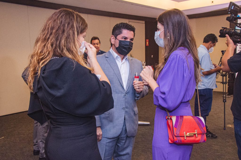 Fabiele Pessoa, Pompeu Vasconcelos E Carol Bezerra