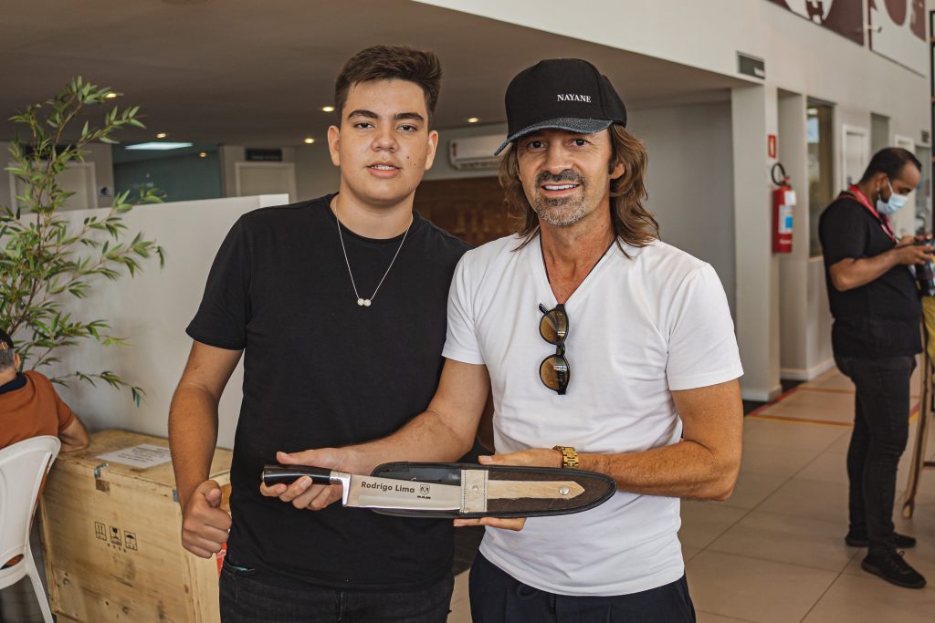 Gustavo E Rodrigo Lima