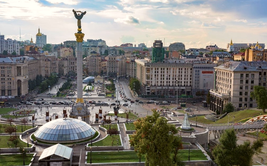 Embaixada do Brasil em Kiev anuncia trem para fazer a retirada de brasileiros