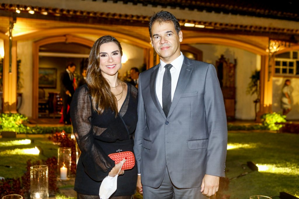 Laura Juca E Marcelo Pinheiro