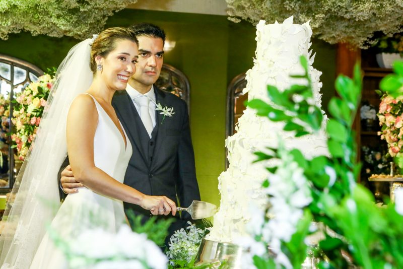 Chuva de Arroz - Alegria e animação dão a tônica do casamento de Rodrigo Nogueira Diogo e Manuela Melo