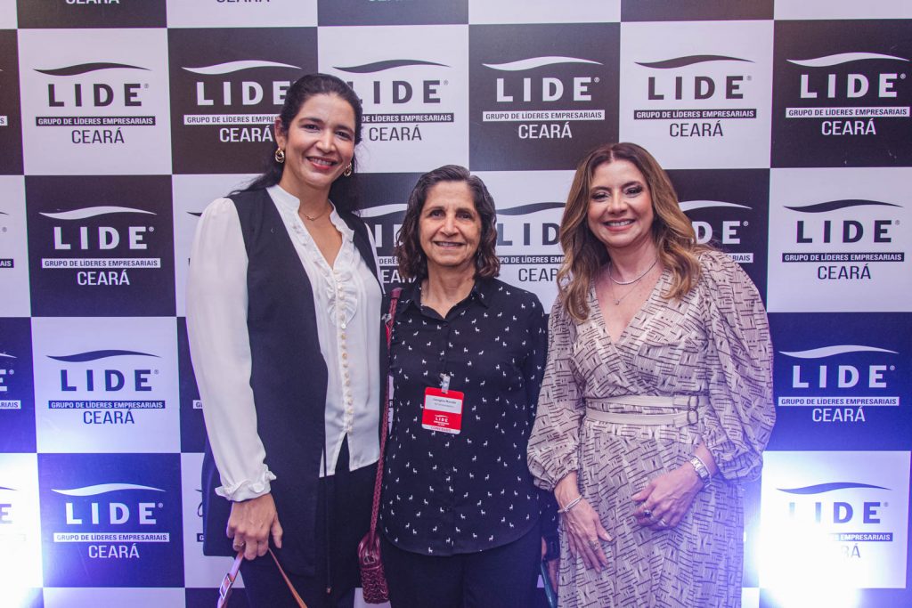Manuela Macedo, Georgina Macedo E Emilia Buarque