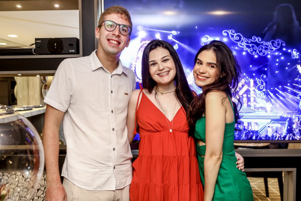 Marcelo Filho, Beztrice Vasconcelos E Bia Chaves