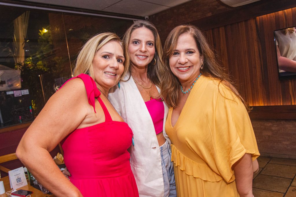 Marcia Peixoto, Michelle Aragao E Martinha Assuncao
