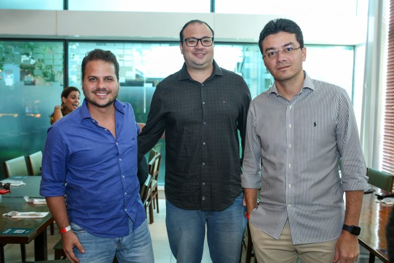 Trocas de experiências - Águeda Muniz fala sobre os desafios do mundo empresarial em almoço promovido pela CDL Jovem Fortaleza