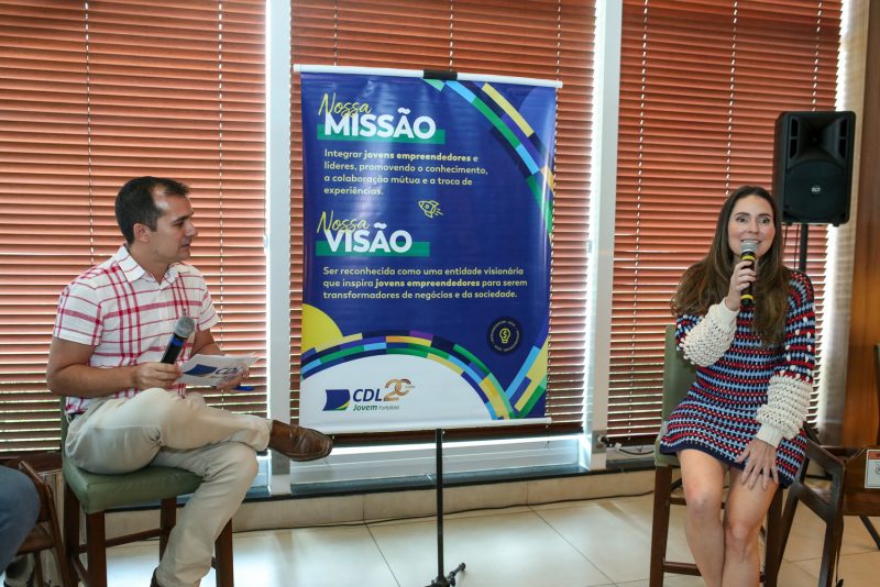 Trocas de experiências - Águeda Muniz fala sobre os desafios do mundo empresarial em almoço promovido pela CDL Jovem Fortaleza