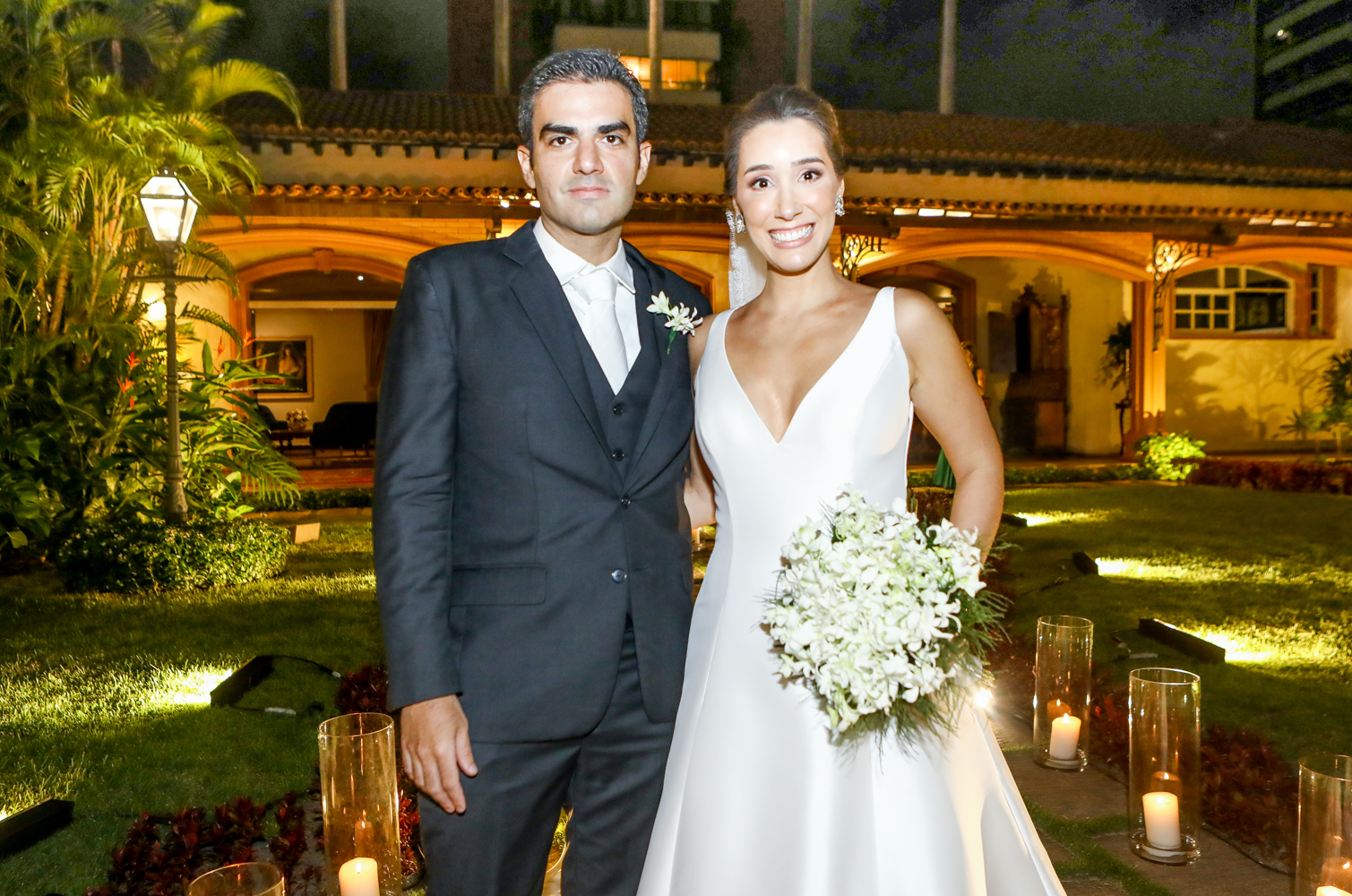 Alegria e animação dão a tônica do casamento de Rodrigo Nogueira Diogo e Manuela Melo
