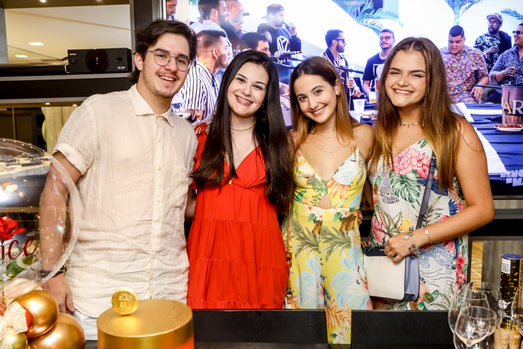 Romeu Lira, Beatrice Vasconcelos, Luciana Pinheiro E Lia Jereissati