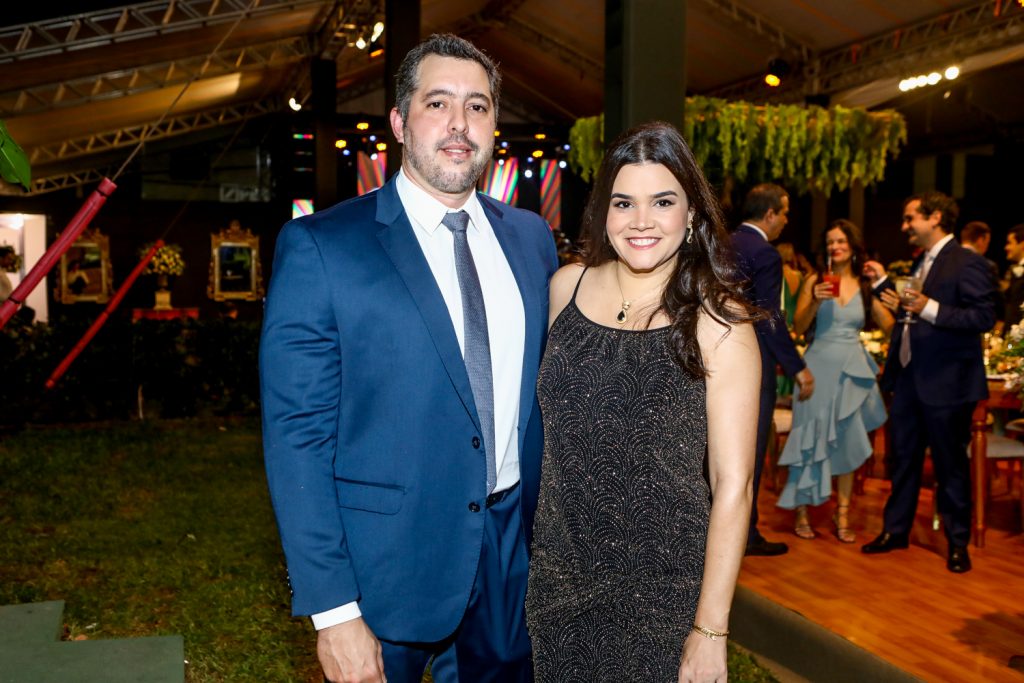 Tiago E Priscila Leal (1)