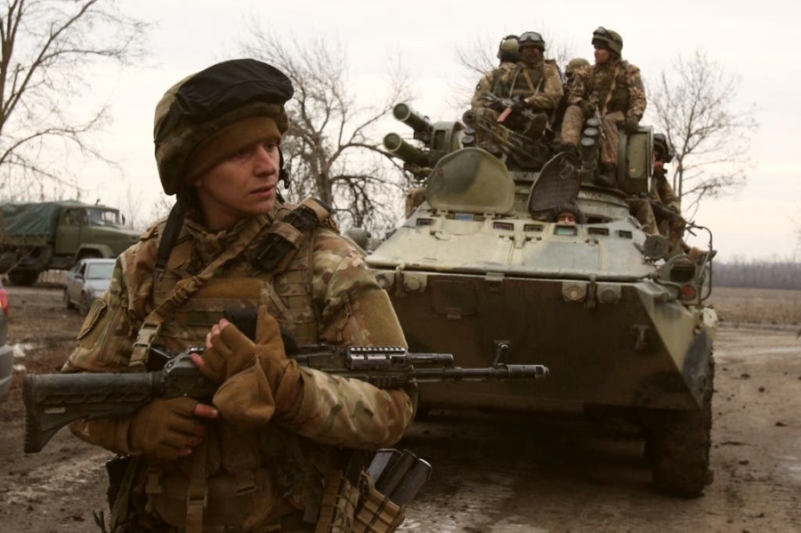 Igor Lucena e Milla Maia destacam as incertezas globais geradas pela invasão da Ucrânia por forças militares russas