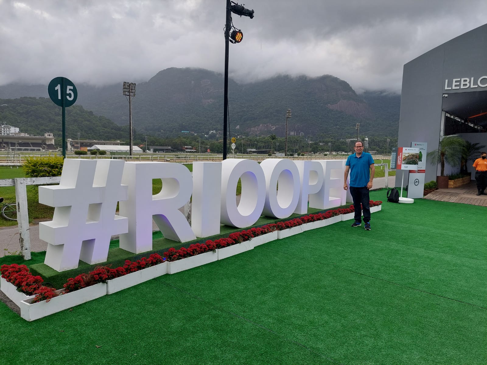 Rio Open traz “cães gandulas” para incentivar adoção de animais abandonados Rio Open traz “cães gandulas” para incentivar adoção de animais abandonados