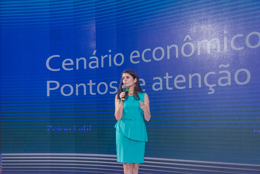 Zeina Latif (3)