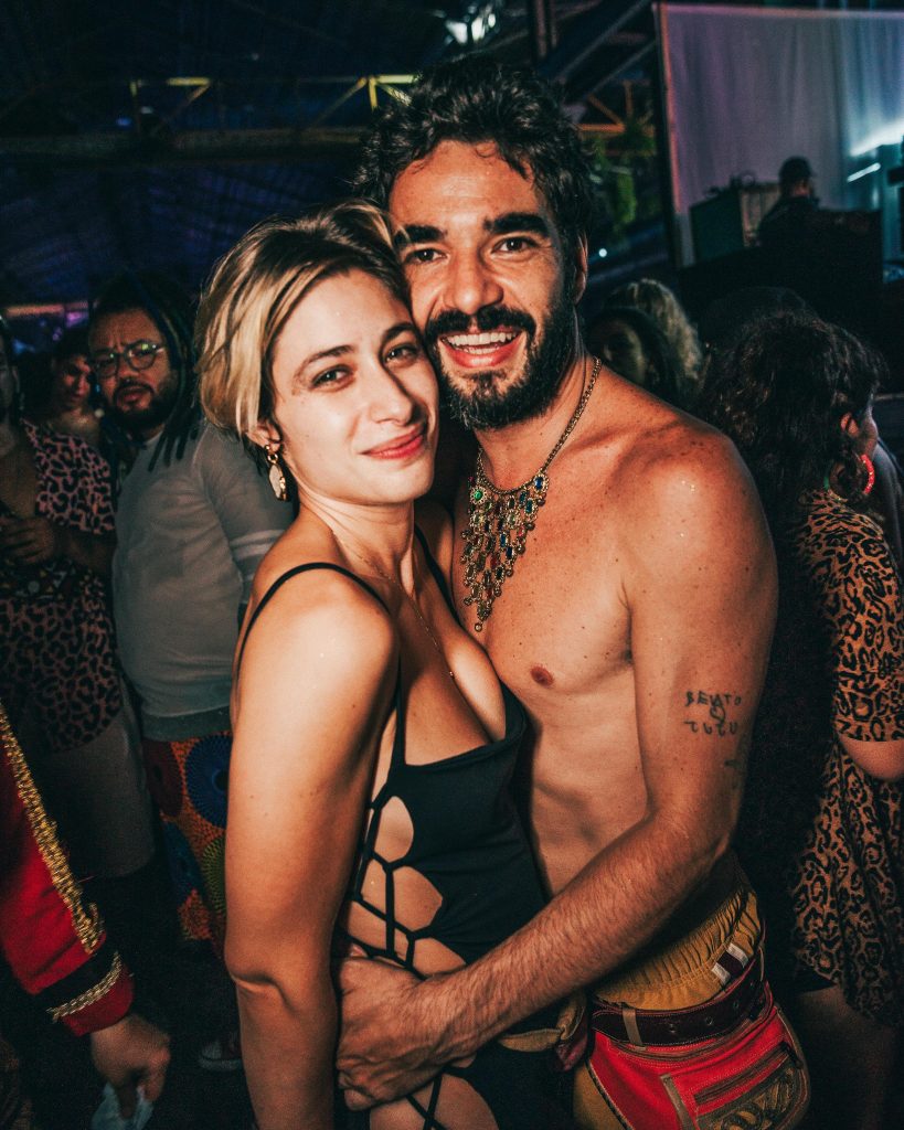 26 02 22 Auê Luísa Arraes E Caio Blat Foto Jorge Porci