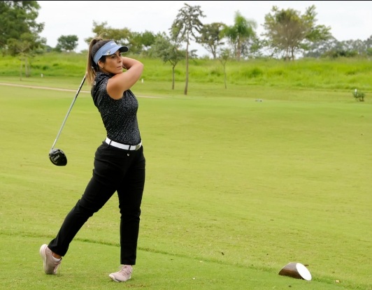 Silvinha Campos disputará torneio de Golfe em Aquiraz