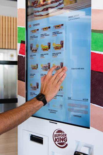 Burger King investe em loja 100% digital com foco na otimização da experiência do cliente