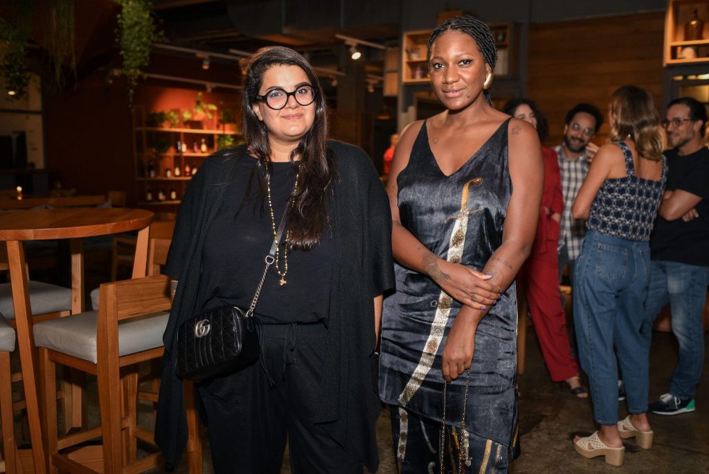 A4d91649872e1db5e406f74851c65ec0