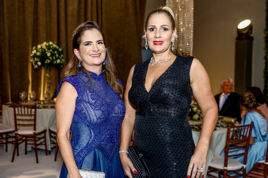 Adriana Bezerra E Marcia Peixoto