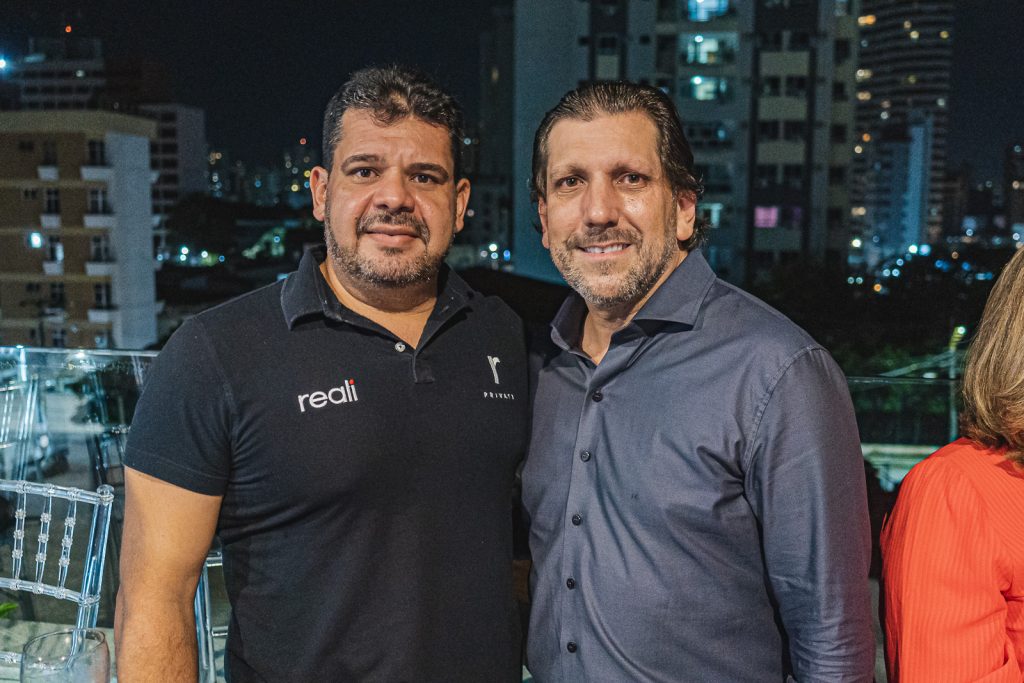 Adriano Alves E Jonathan Costa