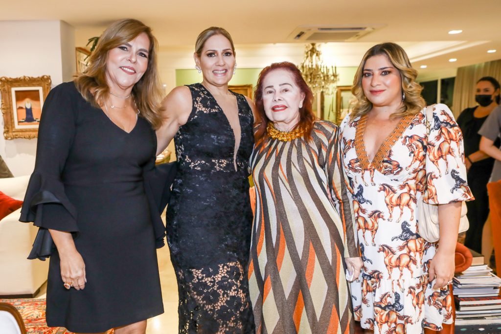 Ailsa Ventura, Marcia Peixoto, Itala Ventura E Manu Romcy (1)