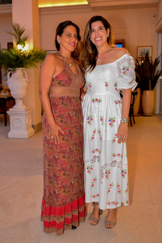 Ana Carolina E Luana Oliveira