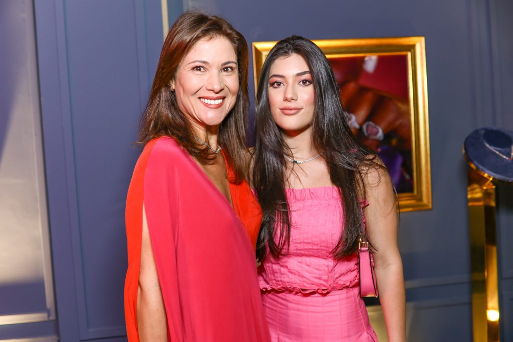 Ana Cristina E Bianca Cisne