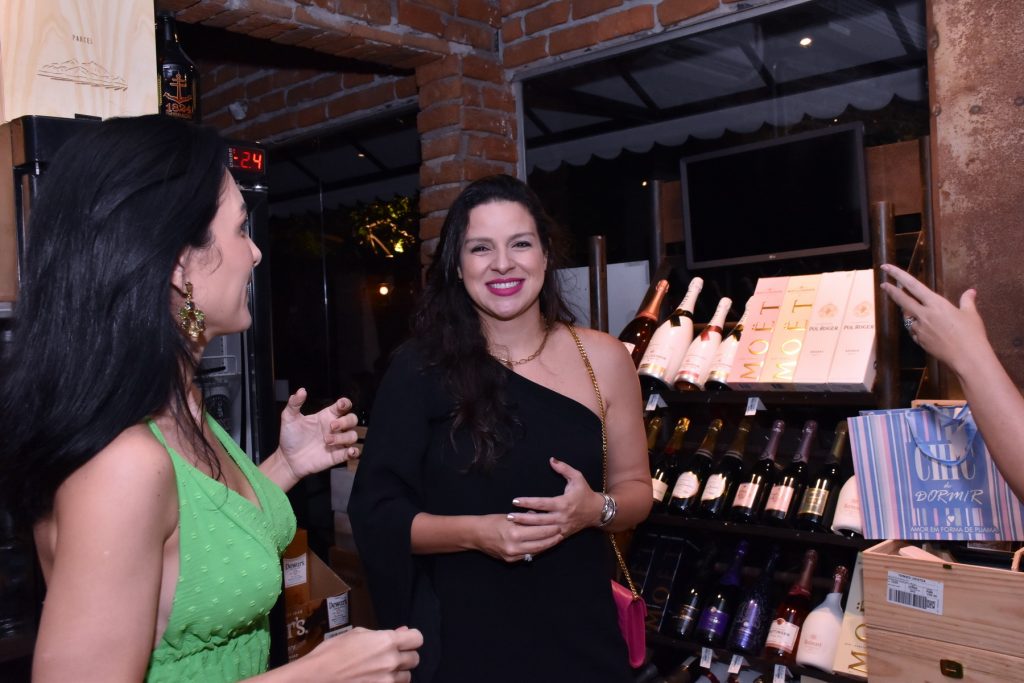 Ana Paula Vieira E Danielle Linheiro (1)