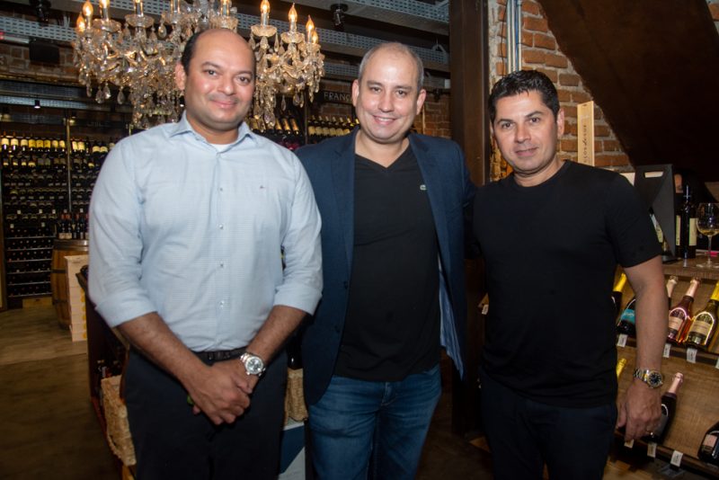 Direto da Argentina - Brava Wine organiza degustação de vinhos premium para convidados