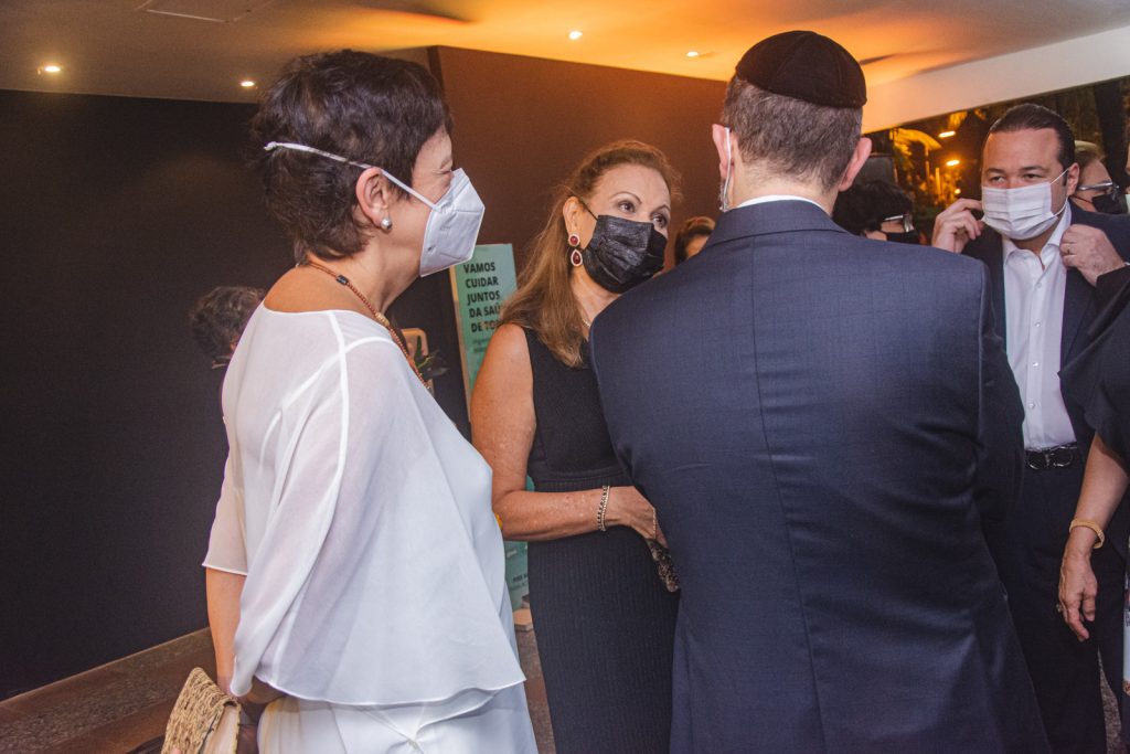 Beatriz Galloni, Lenise Queiroz Rocha