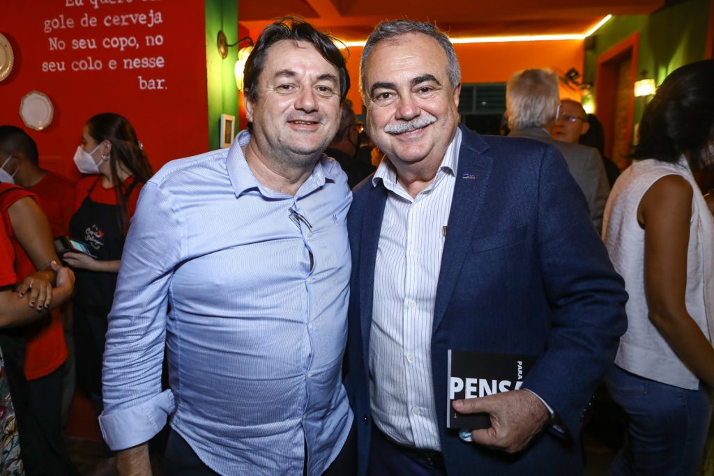 Benigno Junior E Assis Cavalcante