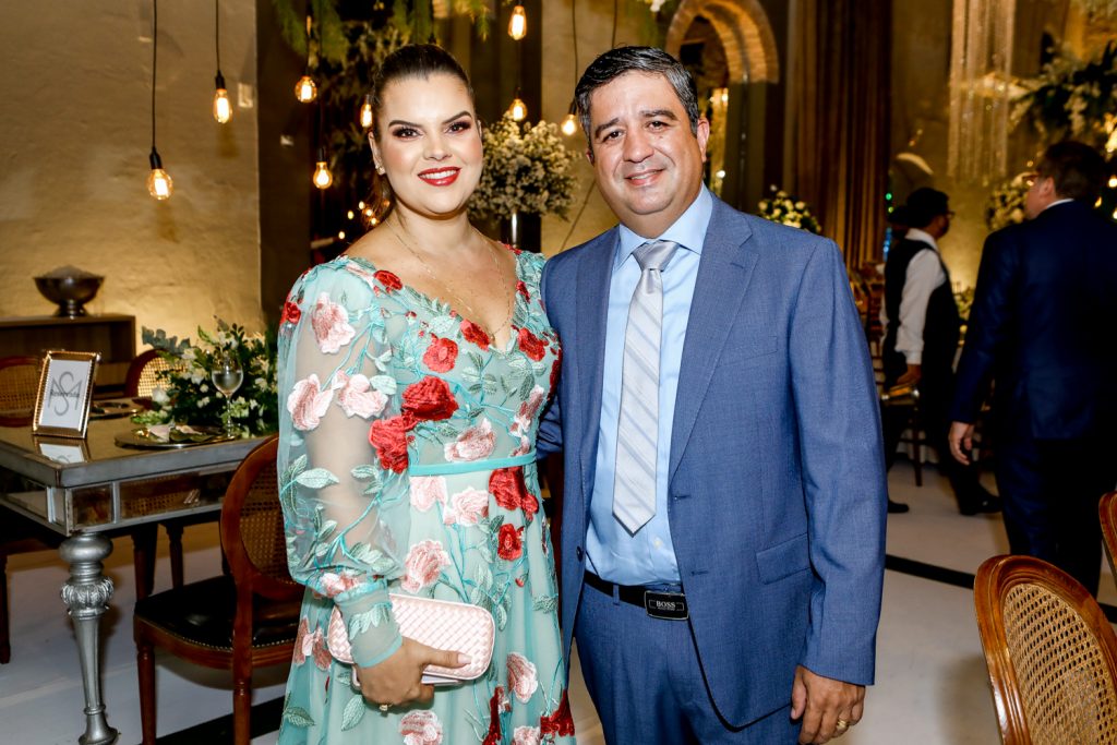 Carol E Marcos Cavalcante