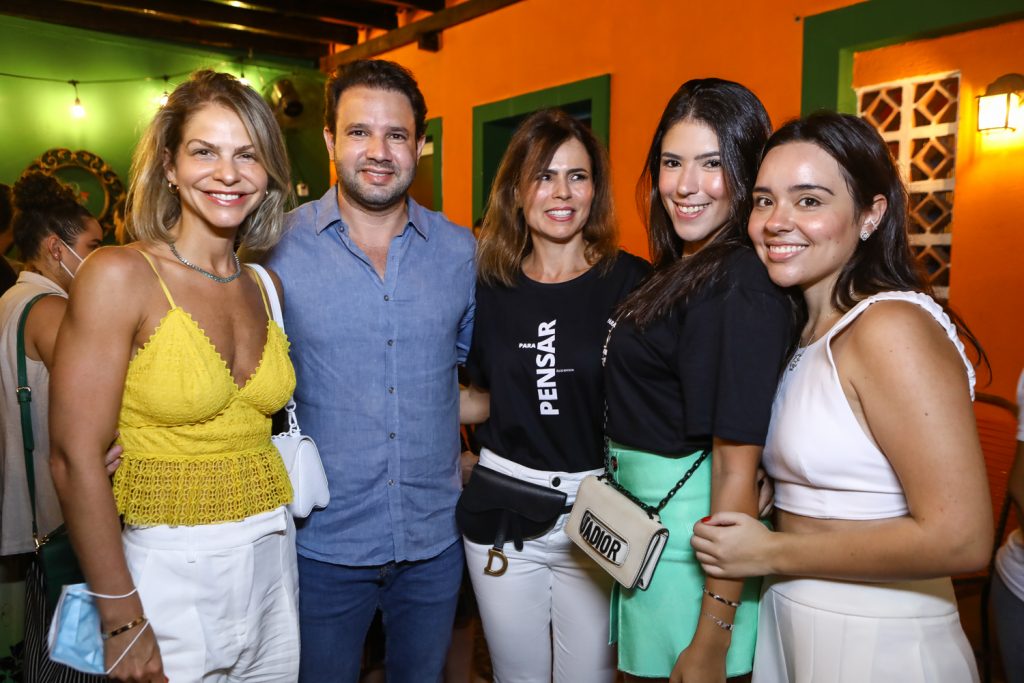 Cecilia Da Fonte,leo Couto, Luciana Sousa, Marina E Carolina Fujita