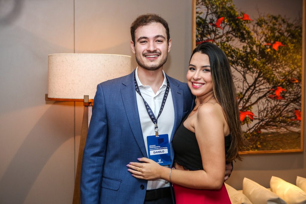 Danilo Freitas E Gabriela Siqueira