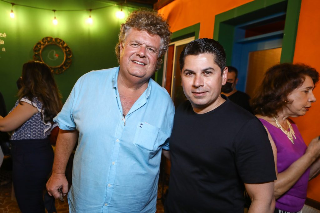 Evandro Colares E Pompeu Vasconcelos