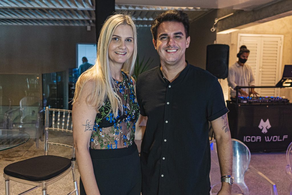 Fernanda Lenzi E Davi De Melo