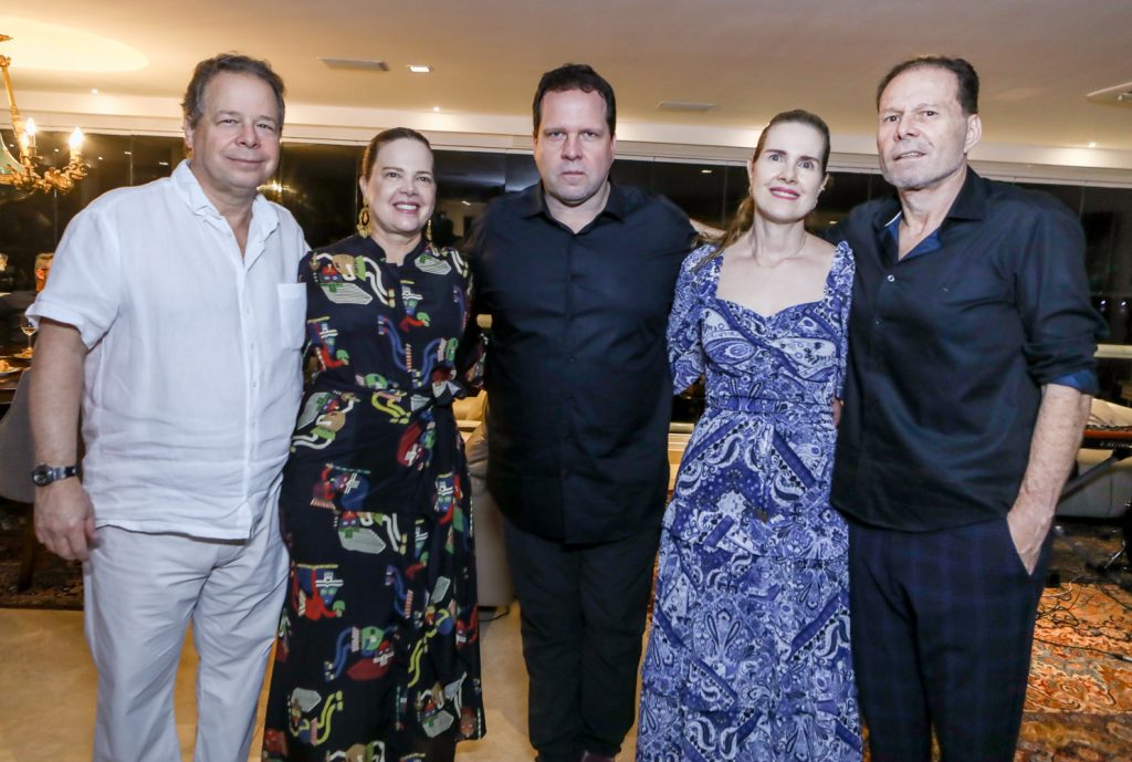 Francisco, Isabela, Edson Filho, Daniela E Julio Ventura (3)