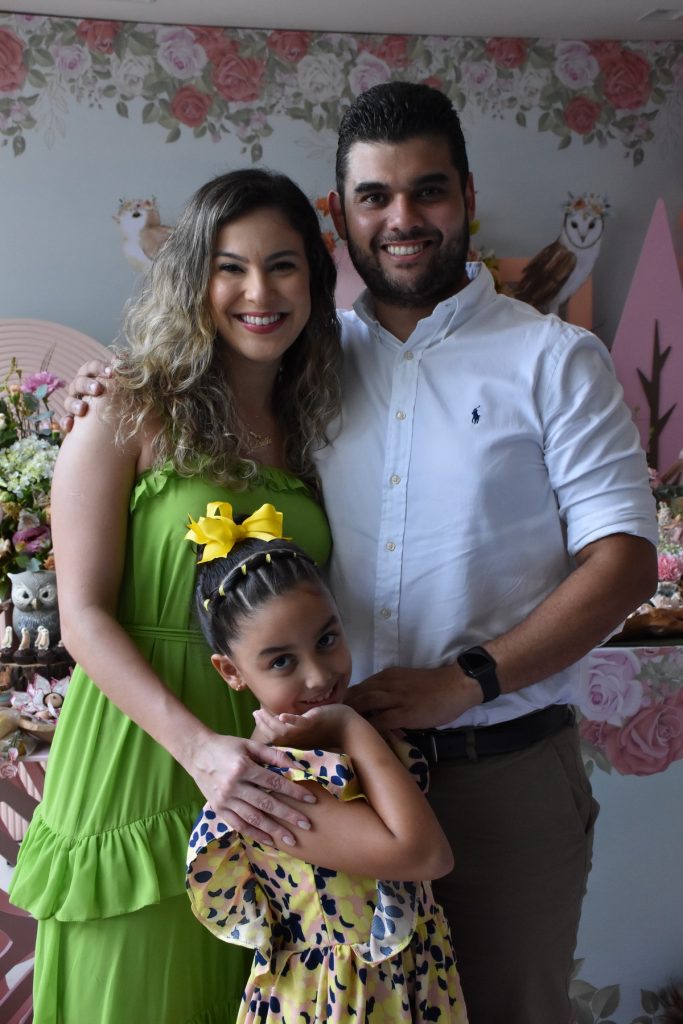 Gabriela Tavares, Davi Benevides E Maria Beatriz