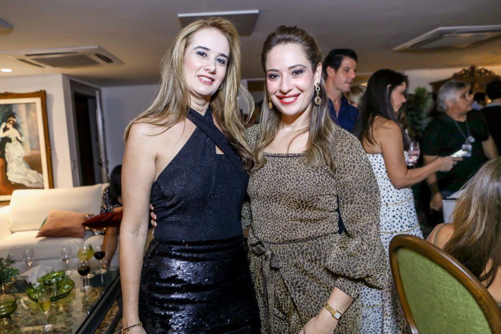 Gisele E Silvinha De Castro (2)