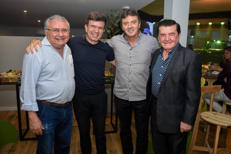 Picape Premium - Nova RAM 3500 chega causando e atrai todos os holofotes no showroom da Newsedan