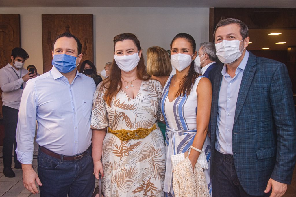 Igor Queiroz Barroso, Aline Queiroz Barroso, Manoela Bacelar E Elcio Batista