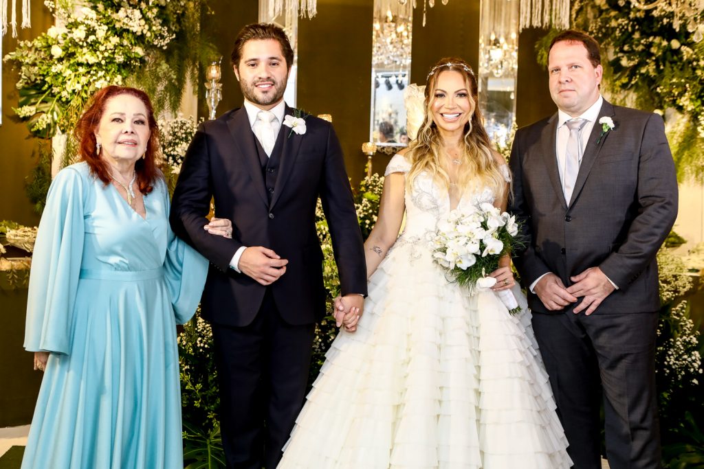 Itala Ventura, Monilton Moura, Solange Almeida E Edson Ventura