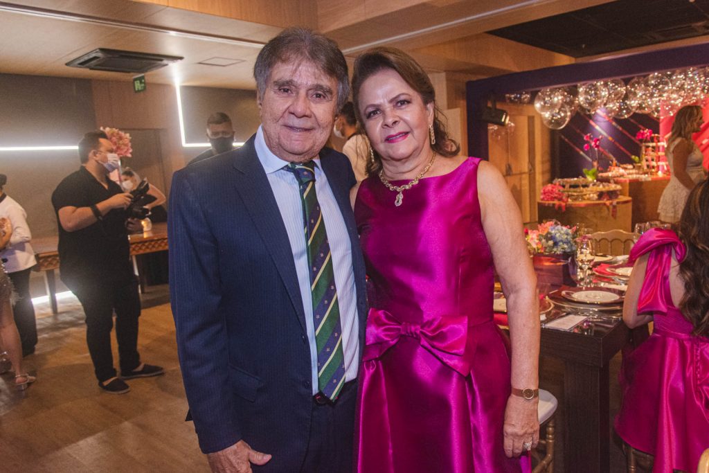 Jorge E Nadja Parente