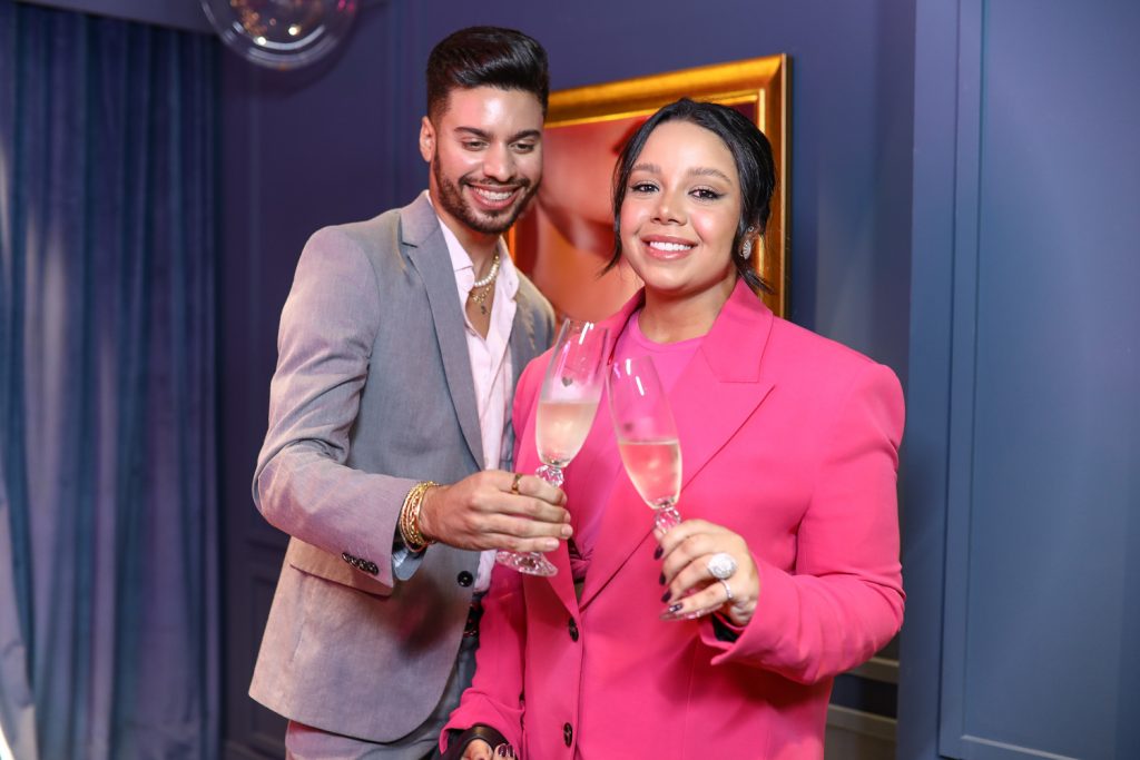 Junior Lima E Luana Silveira