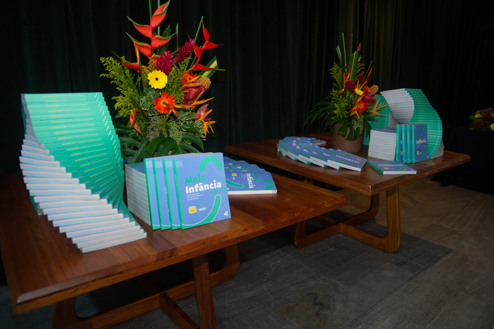 Lançamento Da 2a Edição Do Livro Mais Infância (1)