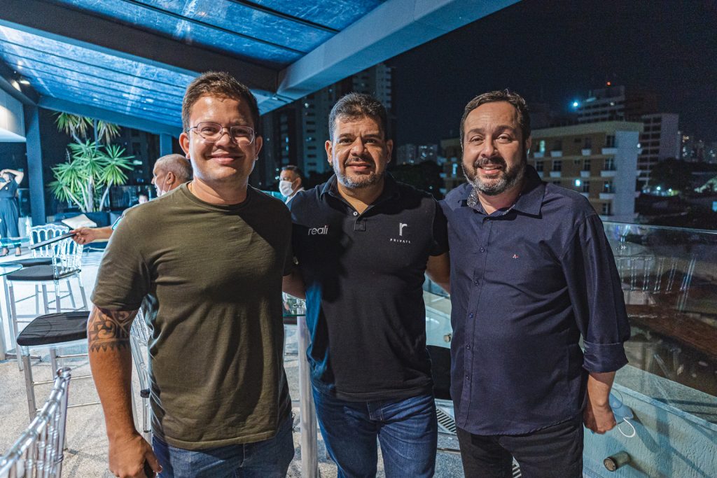 Lira Elihu, Adriano Alves E Fernando Bezerra