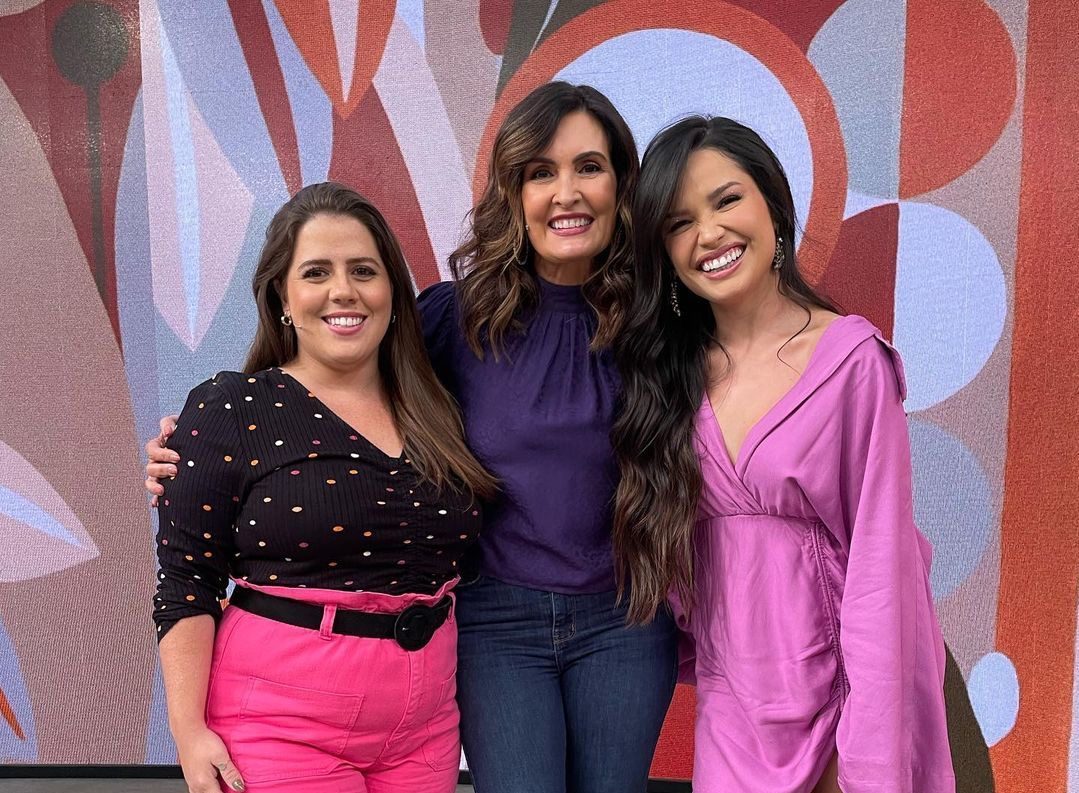 Juliette Freire escolhe look de marca cearense para divulgar sua turnê de estreia na Rede Globo Juliette Freire escolhe look de marca cearense para divulgar sua turnê de estreia na Rede Globo